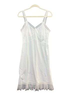 Vtg cream full slip dress lingerie pleated hem sz 36 M nylon knee length retro